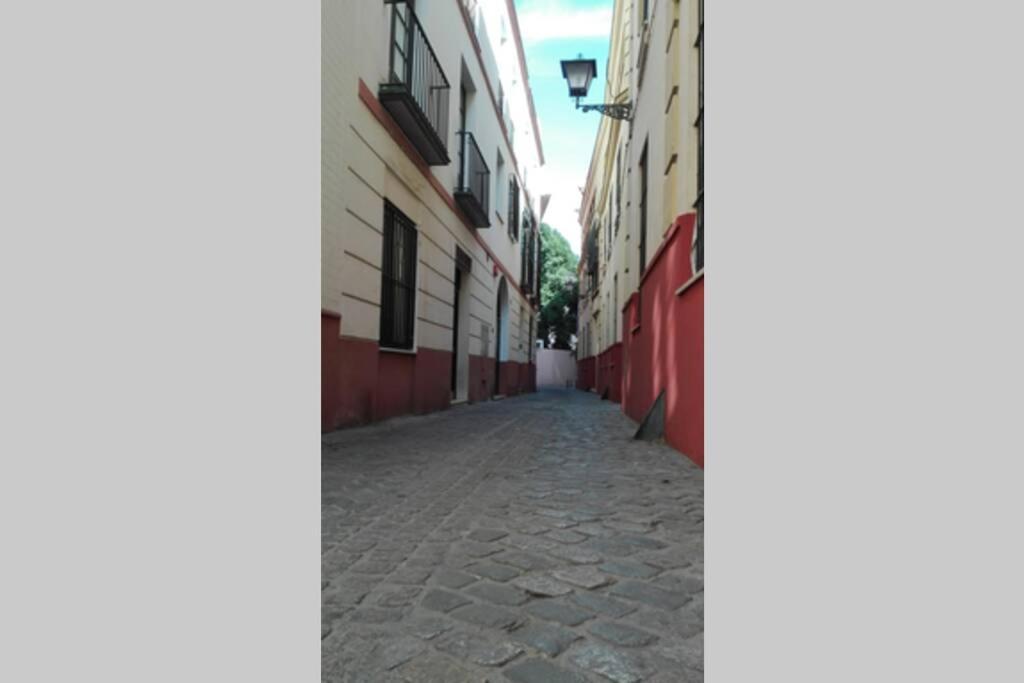 Cozy And Well Located Apartment In The Center Of Σεβίλλη Εξωτερικό φωτογραφία