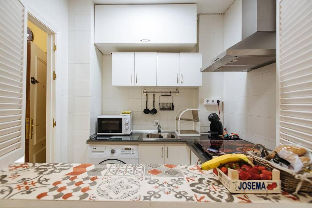 Cozy And Well Located Apartment In The Center Of Σεβίλλη Εξωτερικό φωτογραφία